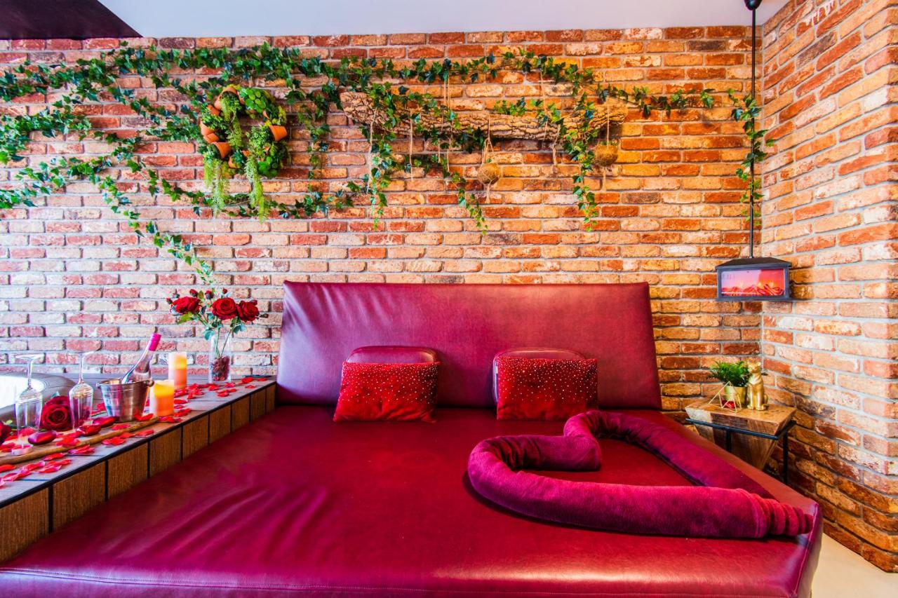 Jacuzzi - Love - Bdsm - Extra Luxury - Ev Chargger - Valentine'S Day - Red Room - Flexible Selfcheckins 28 Zagrzeb Zewnętrze zdjęcie