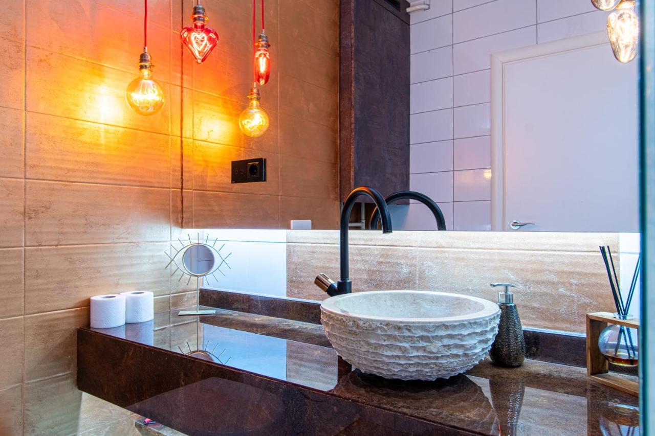 Jacuzzi - Love - Bdsm - Extra Luxury - Ev Chargger - Valentine'S Day - Red Room - Flexible Selfcheckins 28 Zagrzeb Zewnętrze zdjęcie